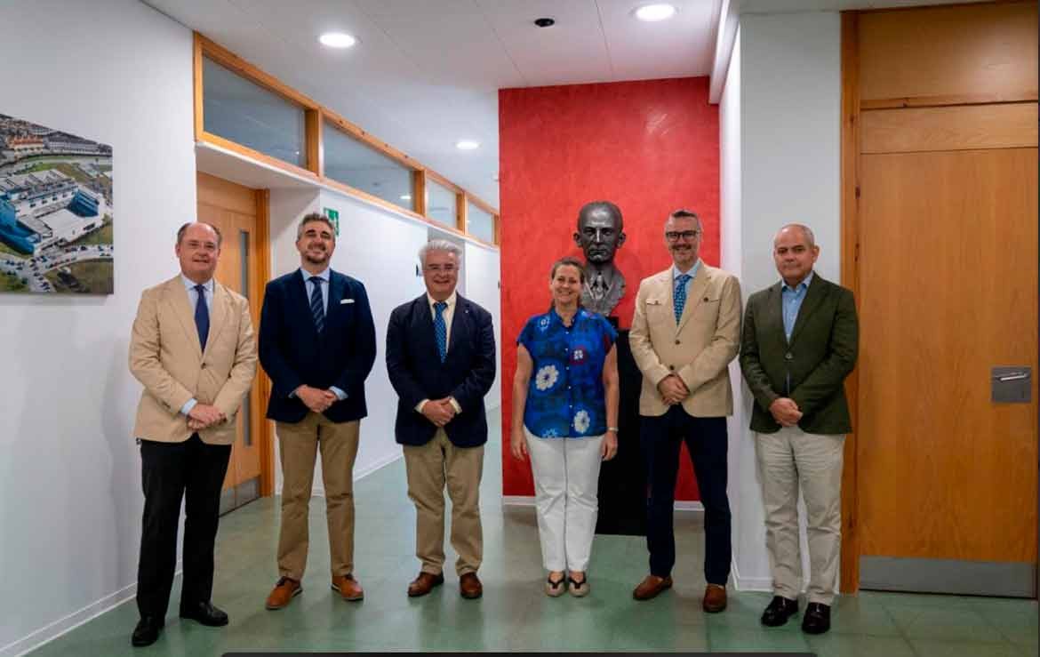 acuerdo de colaboración y firma de convenio entre la CEU Fernando III y Grupo Guadalsalus