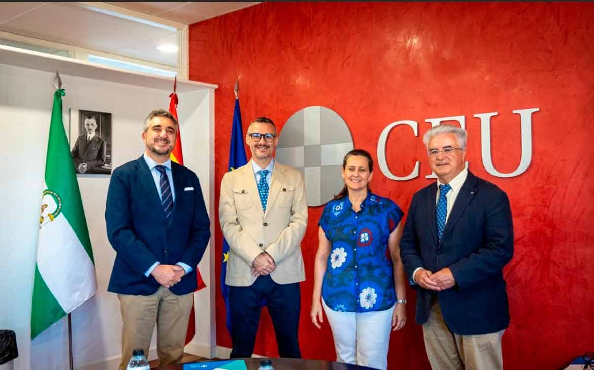 convenio de colaboración entre Grupo Guadalsalus y CEU Fernando III para la formación de alumnado en centros de adicciones